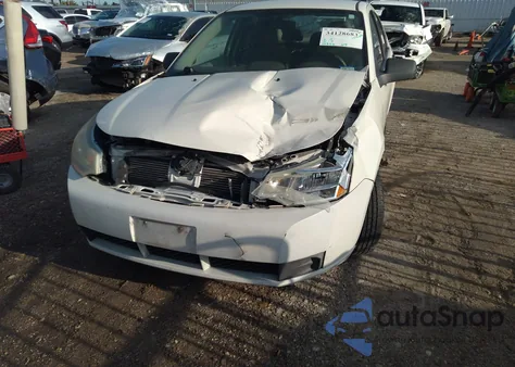 2010 Ford Focus S из США, поврежденный, VIN 1FAHP3EN6AW134424